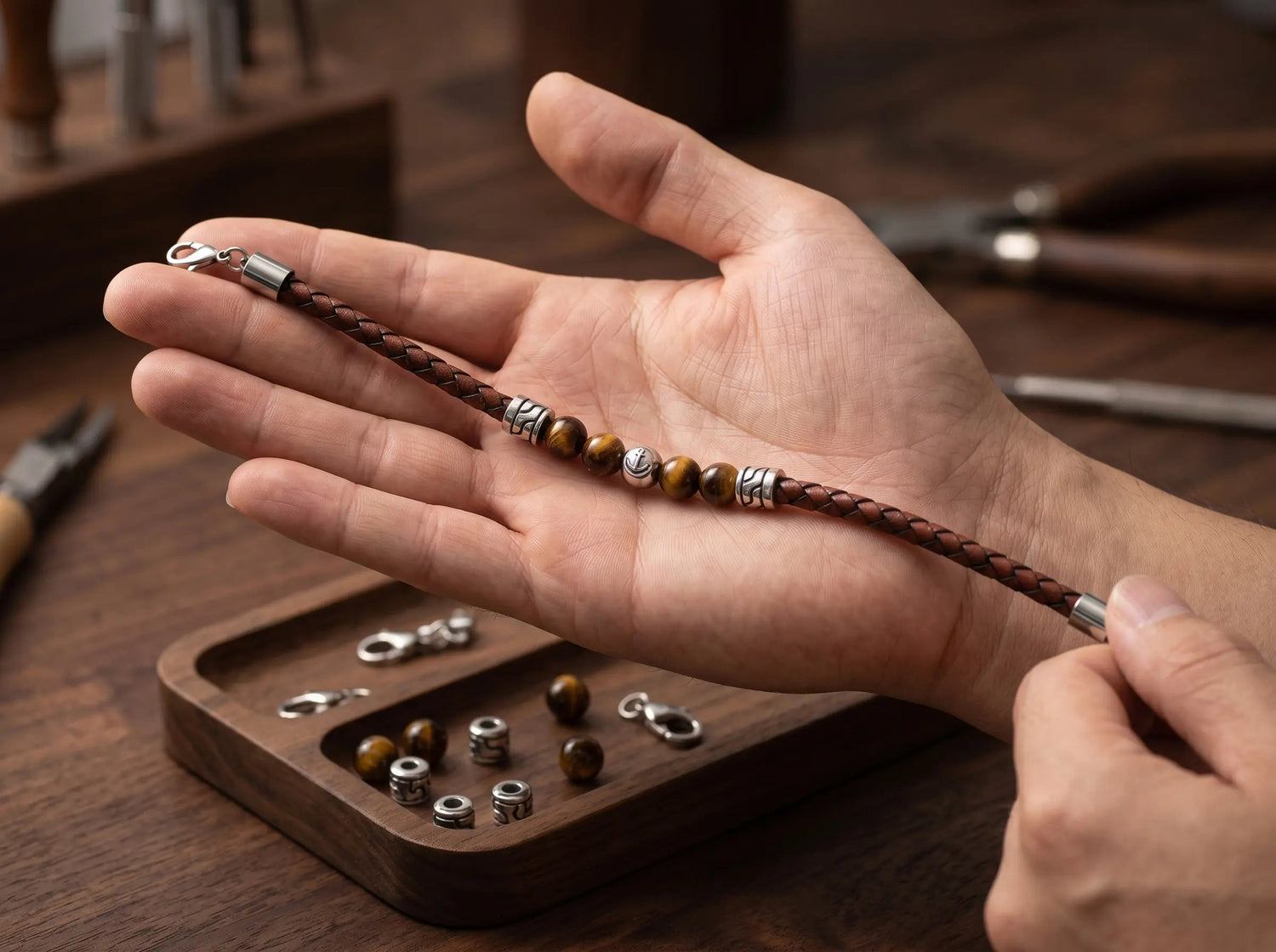 CHA-KAWA — Tiger Eye Bracelet Leonardo’s Leather
