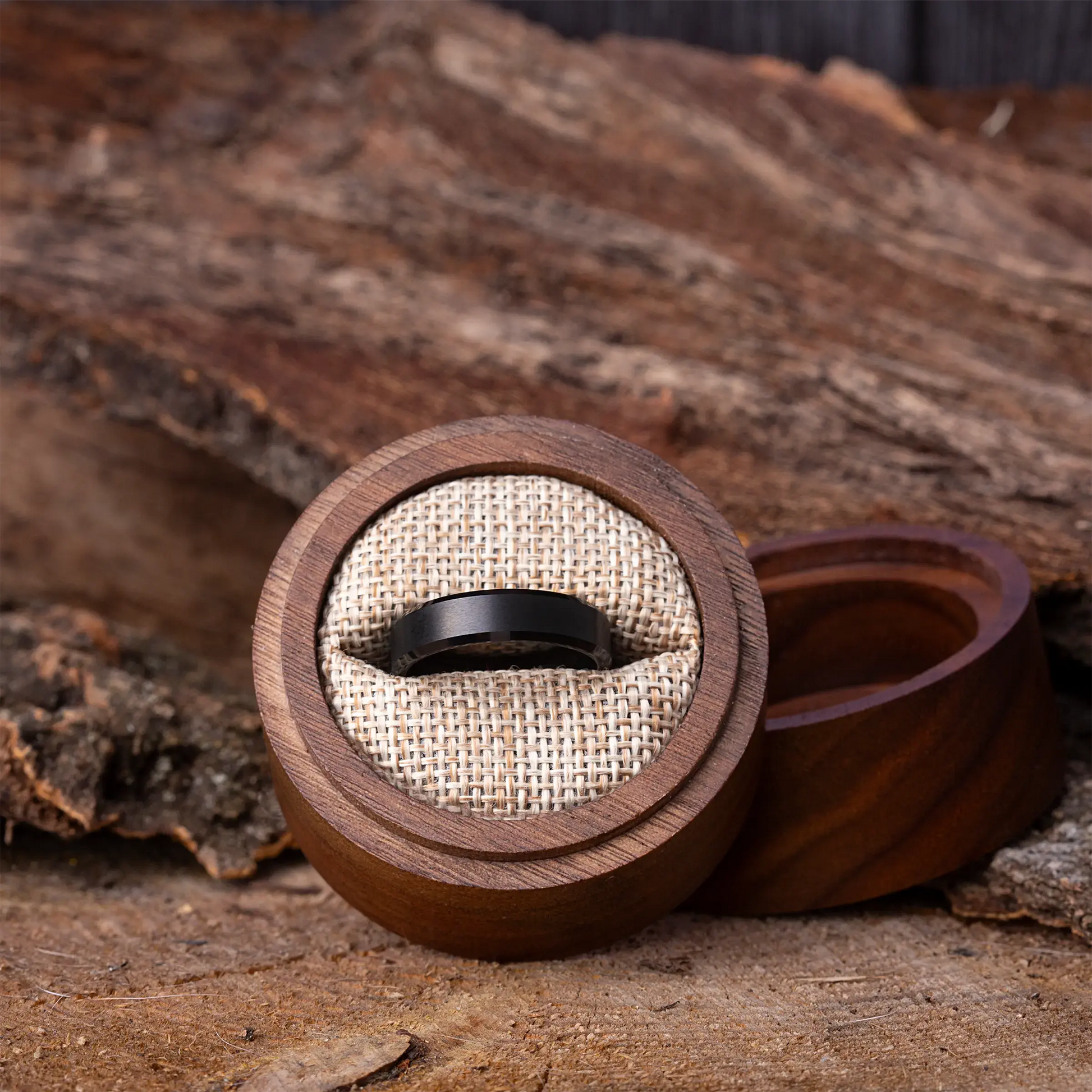 KYO — Black Tungsten Ring Japanese Melody