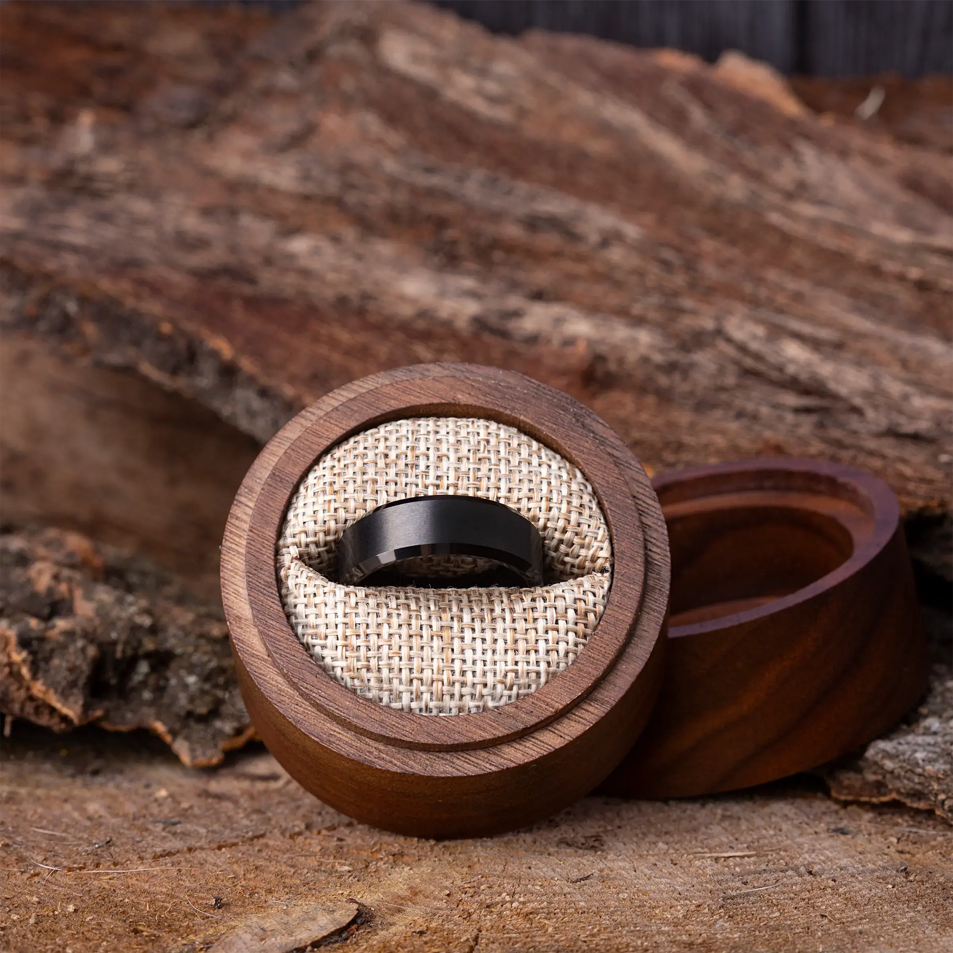 KYO — Black Tungsten Ring Japanese Melody