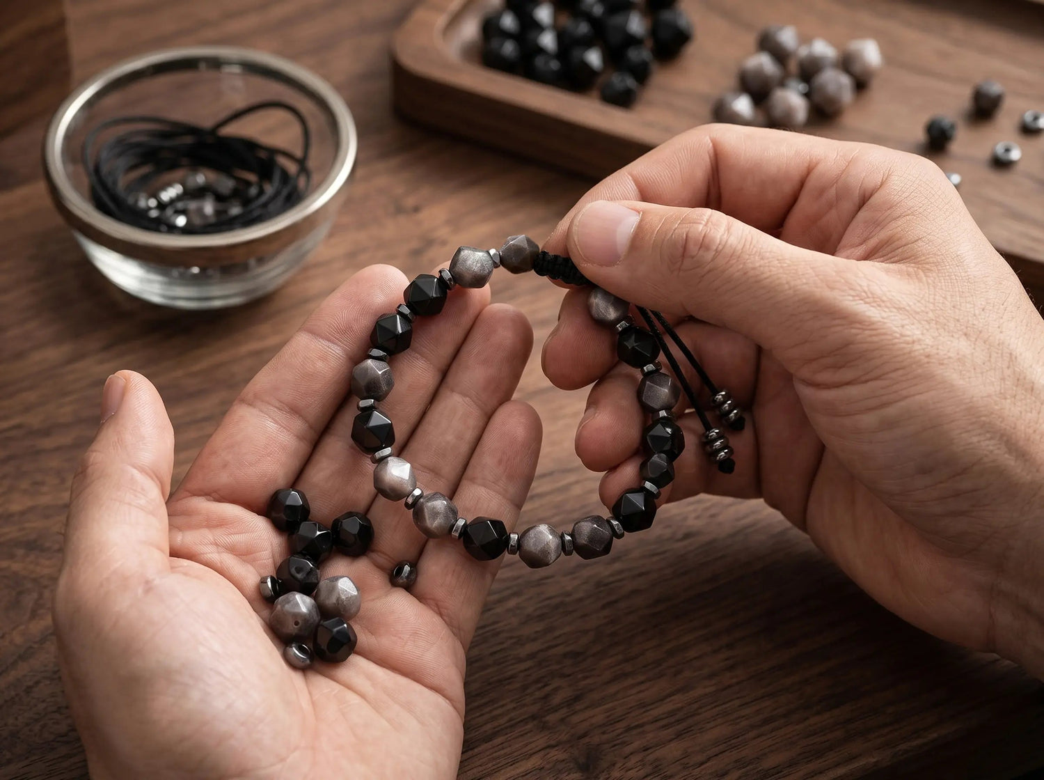MEIKYO — Obsidian Bracelet Leonardo’s Leather