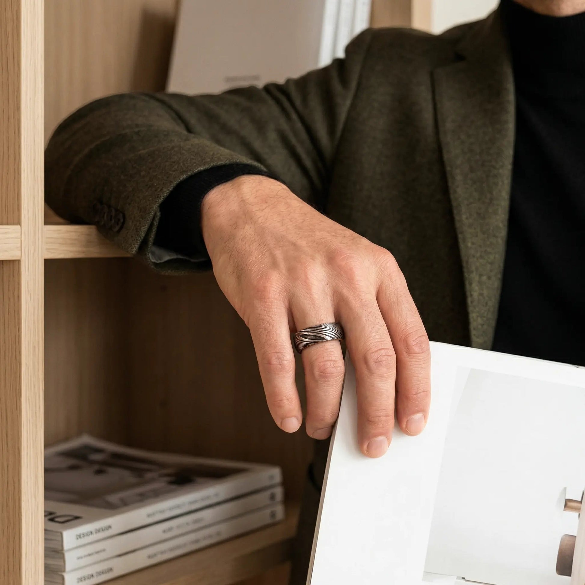 TAKARA — Damascus & Oak Ring Fuji
