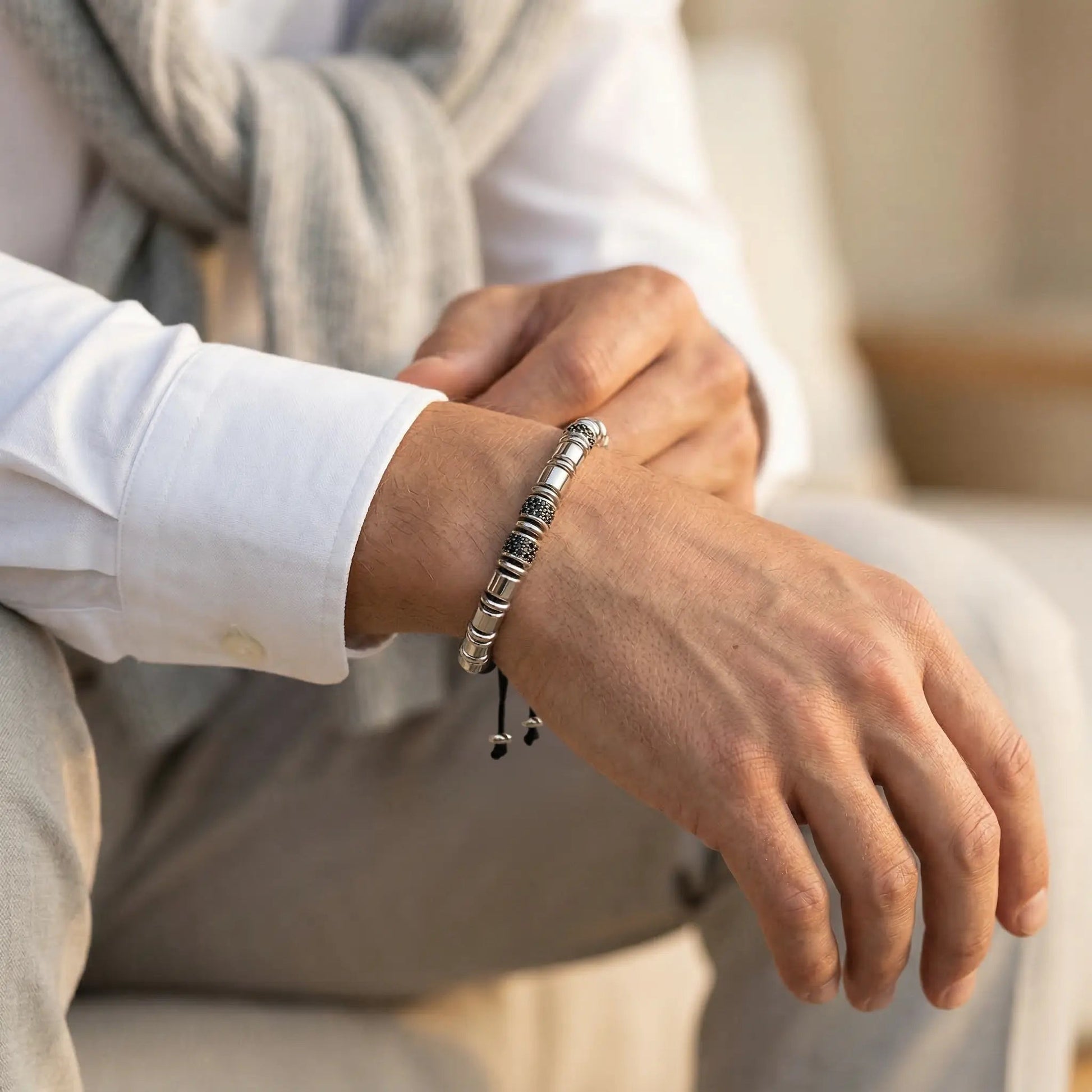 YORU — Obsidian Platinum Bracelet Leonardo’s Leather