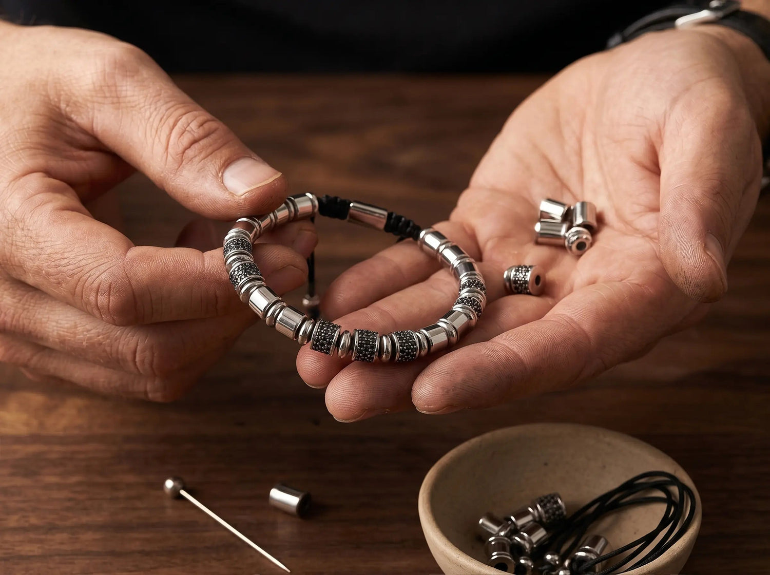 YORU — Obsidian Platinum Bracelet Leonardo’s Leather